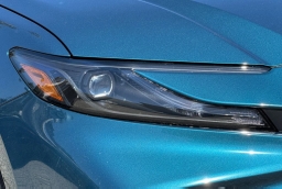 Toyota Camry SE (Natl) 2026