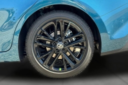 Toyota Camry SE (Natl) 2026