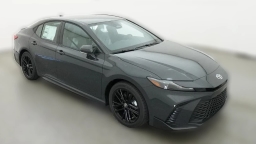 Toyota Camry SE (Natl) 2026