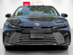 Toyota Camry LE (Natl) 2026