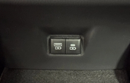 Toyota Camry LE (Natl) 2026