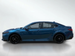Toyota Camry SE (Natl) 2026