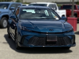Toyota Camry SE (Natl) 2026