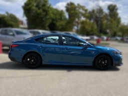 Toyota Camry SE (Natl) 2026