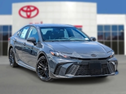 Toyota Camry SE (Natl) 2026