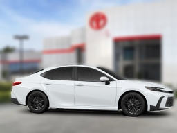 Toyota Camry SE (Natl) 2026