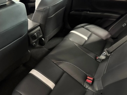 Toyota Camry SE (Natl) 2026