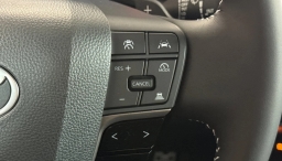 Toyota Camry SE (Natl) 2026