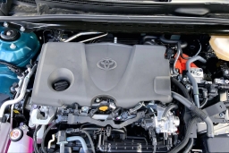 Toyota Camry SE (Natl) 2026