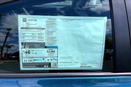 Toyota Camry SE (Natl) 2026