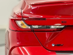 Toyota Camry SE (Natl) 2026