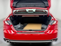 Toyota Camry SE (Natl) 2026