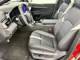 Toyota Camry SE (Natl) 2026