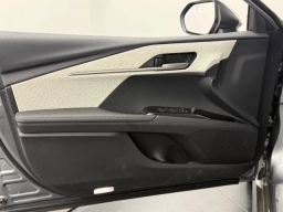 Toyota Camry XLE (Natl) 2026