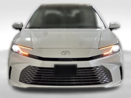 Toyota Camry XLE (Natl) 2026