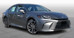 Toyota Camry XLE (Natl) 2026