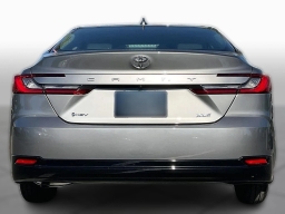 Toyota Camry XLE (Natl) 2026