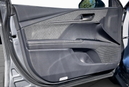 Toyota Camry XLE (Natl) 2026