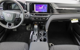 Toyota Camry LE (Natl) 2026