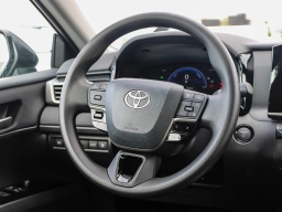 Toyota Camry LE (Natl) 2026