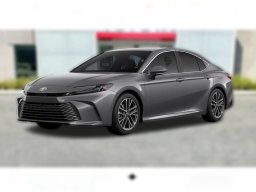 Toyota Camry XLE (Natl) 2026