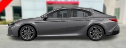 Toyota Camry XLE (Natl) 2026