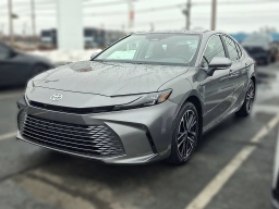 Toyota Camry XLE AWD (Natl) 2026