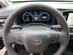 Toyota Camry XLE AWD (Natl) 2026
