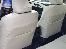 Toyota Camry XLE AWD (Natl) 2026