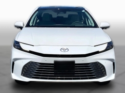 Toyota Camry XLE AWD (Natl) 2026