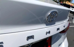 Toyota Camry XLE AWD (Natl) 2026