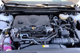 Toyota Camry XLE AWD (Natl) 2026
