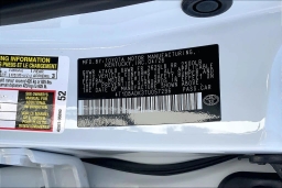 Toyota Camry XLE AWD (Natl) 2026