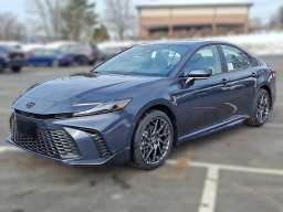 Toyota Camry SE AWD (Natl) 2026