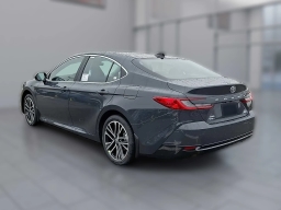 Toyota Camry XLE AWD (Natl) 2026