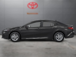 Toyota Camry XLE AWD (Natl) 2026