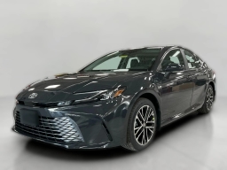 Toyota Camry XLE AWD (Natl) 2026