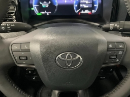 Toyota Camry XLE AWD (Natl) 2026