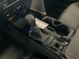 Toyota Camry XLE AWD (Natl) 2026