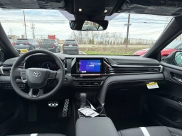 Toyota Camry SE AWD (Natl) 2026