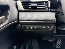 Toyota Camry SE AWD (Natl) 2026