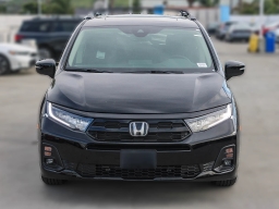 Honda Odyssey Touring Auto 2026
