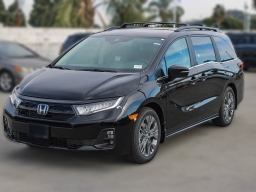 Honda Odyssey Touring Auto 2026