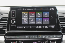 Honda Odyssey Touring Auto 2026