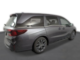 Honda Odyssey Touring Auto 2026