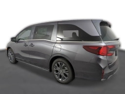 Honda Odyssey Touring Auto 2026