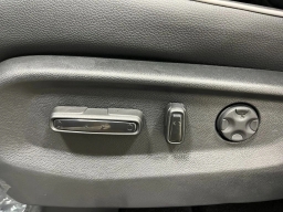 Honda Odyssey Touring Auto 2026