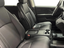 Honda Odyssey Touring Auto 2026