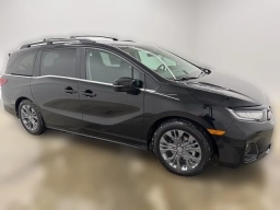 Honda Odyssey Touring Auto 2026