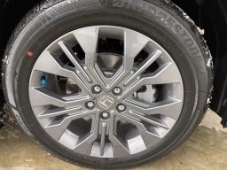 Honda Odyssey Touring Auto 2026